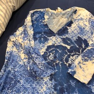 Ladies lightweight sweater